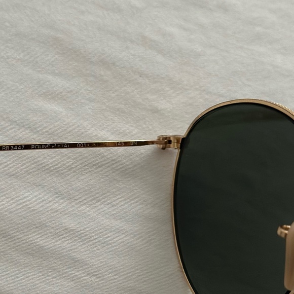 Ray -Ban Icons Retro Sunglasses - Picture 4 of 7